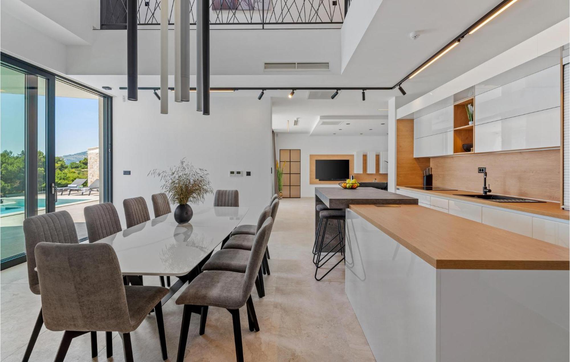 Beautiful Home In Omis With Kitchen Экстерьер фото