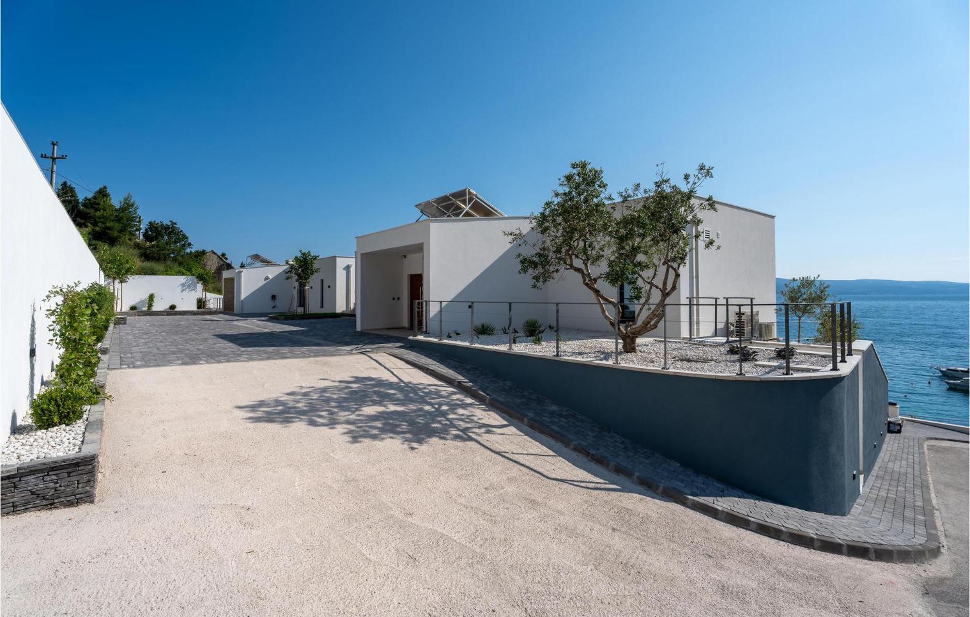 Beautiful Home In Omis With Kitchen Экстерьер фото