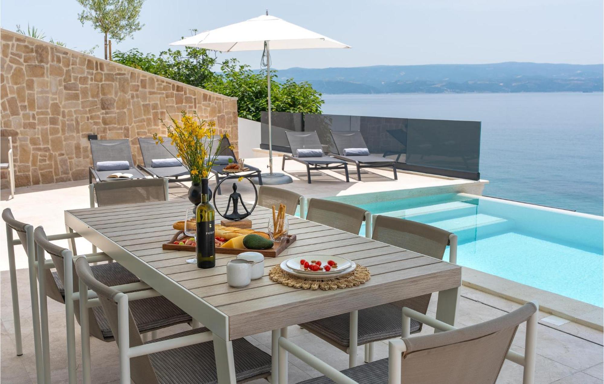Beautiful Home In Omis With Kitchen Экстерьер фото