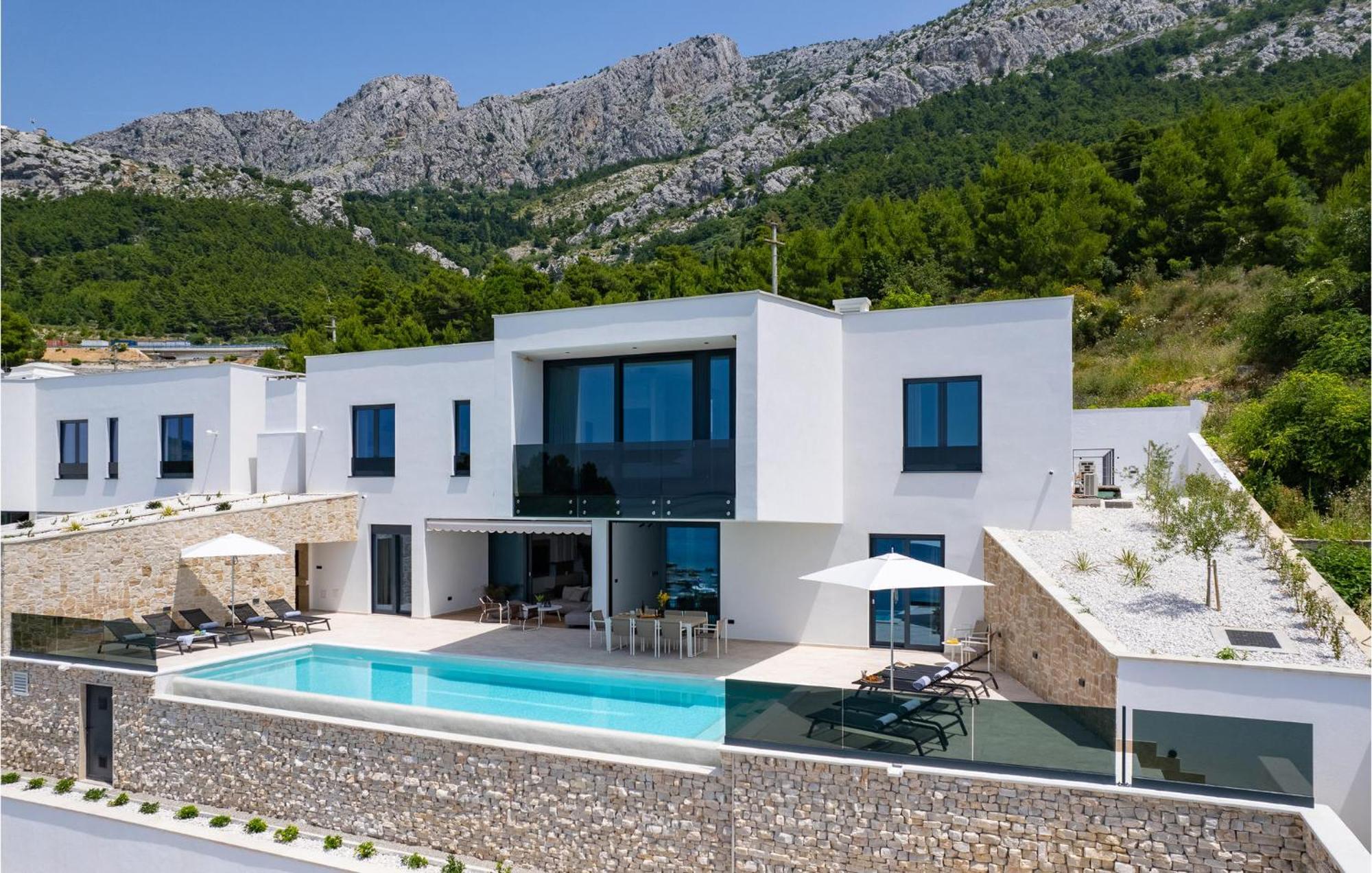 Beautiful Home In Omis With Kitchen Экстерьер фото